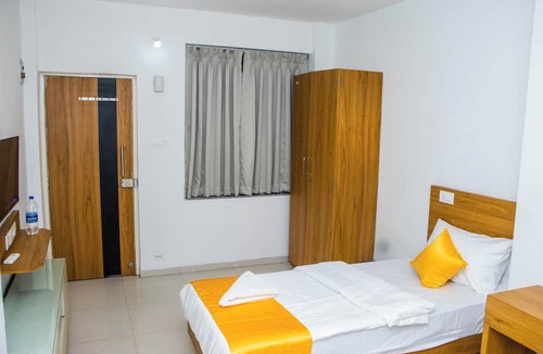 Kharadi Bed & Breakfast | ANS GUEST HOUSE KHARADI