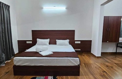 Sulthan Bathery Bed & Breakfast | Le Vista Resort - Wayanad