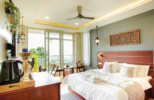Devikolam Bed & Breakfast | Kacholam Serviced Villa