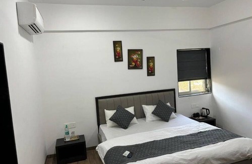 Satara Hotel | Sunny Executive Satara