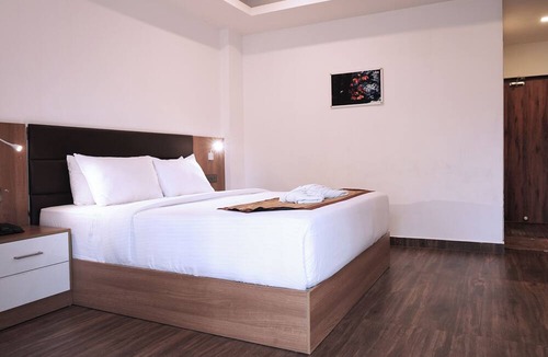 Devikolam Hotel | Misty Garden Resorts