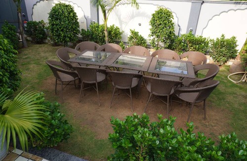 Jhotwara Hotel | Theharav Resort