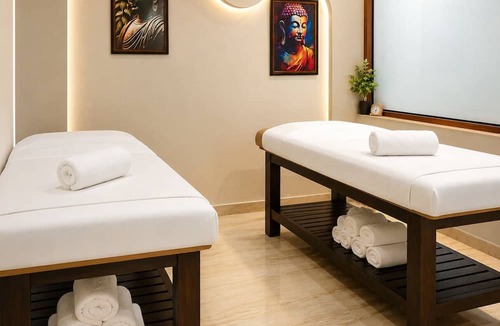 Panch Batti Hotel | Park Central Jaipur City Center