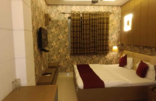 Dariyaganj Hotel | Hotel Arina Inn