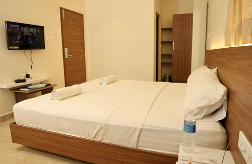 Palani Hotel | Hotel Amoha