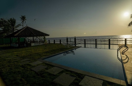 Kadakkarappally Resort | Ragas Marari Beach Villa