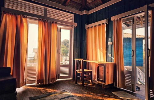 Saint Martin's Island Hotel | Sun & Sand Twin Beach