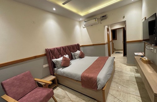 Dehradun Bed & Breakfast | The Cocoon - Boutique Stay