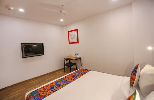 Pashim Vihar Hotel | FabHotel A One Paschim Vihar
