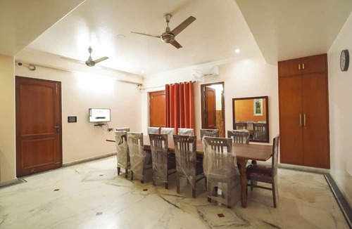 Greater Noida Bed & Breakfast | KalpTaru Residency