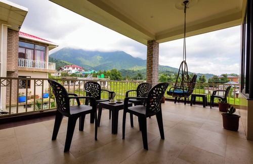 Sidhpur Hotel | Vista Valley Stay - Dharamshala