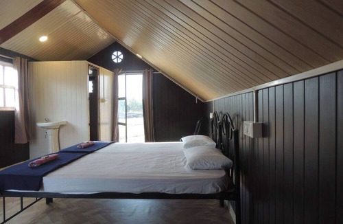 Timbholi House | Room-dandeli Aura - Accommodation Only