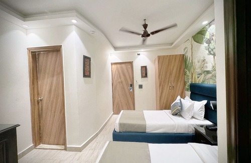 Kailash Colony Hotel | The Orion Express - Kailash Colony