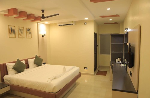 Pallavaram Hotel | Kansone Hotel And Banquets