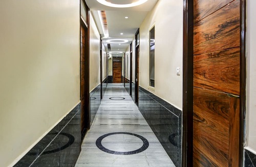 Jangpura Hotel | Hotel Batra Holiday Home