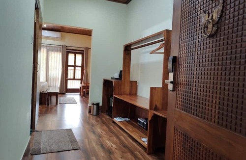 Hatikhuli Hotel | Resort Borgos