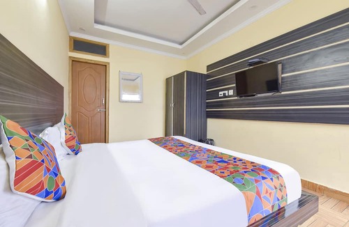 Landour Hotel | FabHotel Mountain View