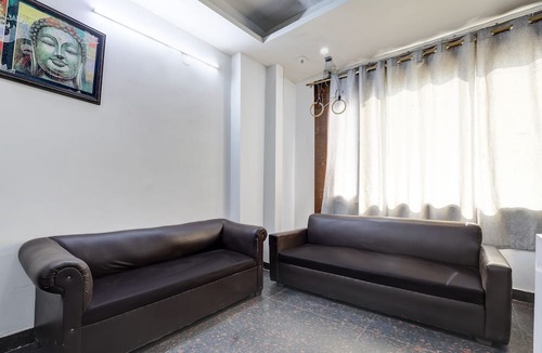 Chhatarpur Hotel | Mauryan Elite Hotel Qutab Minar Metro Station