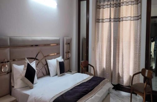 South Extension House | Room-home Stay Cum Bed and Breakfast
