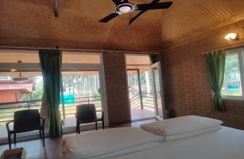 Heggadadevankote Hotel | Cosmic Connect Trails Kabini