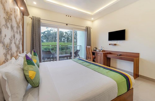 Devikolam Hotel | Treebo Windsong Resort Munnar