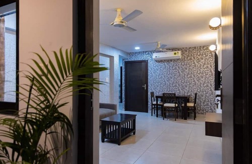 Porvorim Hotel | Apricus VP Residency