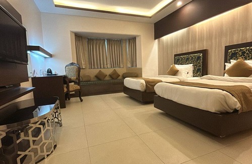 Bhiwadi Resort | Tivoli Heritage Palace