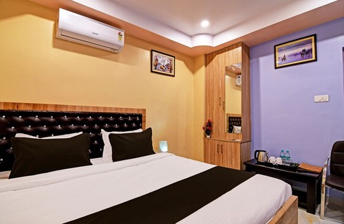 Hooghly Hotel | Collection O Hotel Mahal