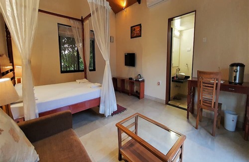 Shrigonda Hotel | Aranyagiri Countryside Resort