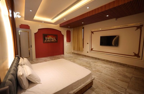 Bulandshahr Hotel | Burney Palace