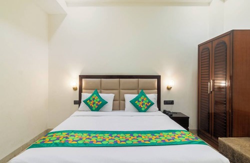Vrindavan Hotel | Treebo Brij Kaushal, Near Prem Mandir