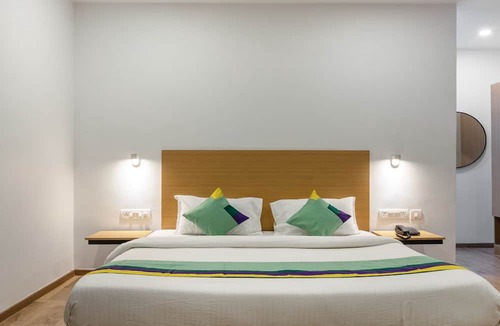 Central Chennai Hotel | Treebo Treetops Inn - Anna Nagar