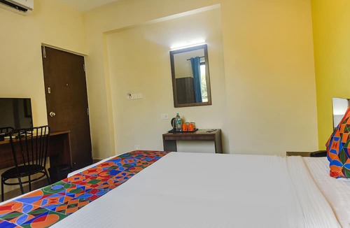 Margao Hotel | Fabexpress Relax Holiday Home