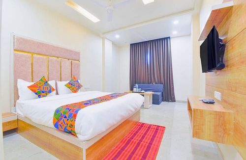 Gopalbari Hotel | Fabhotel Bohra International