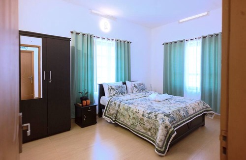 Kanthalloor Hotel | Moon Wings Mountain Resort