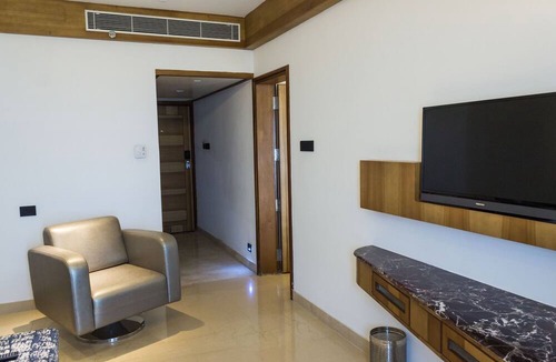 Nedumbassery Hotel | Diana Heights