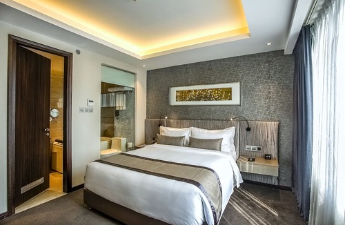 Uttara Hotel | Best Western Plus Maple Leaf