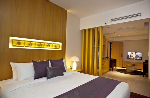 Banani Hotel | Lakeshore Banani