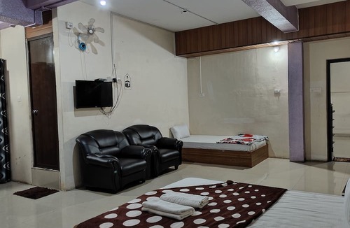 Perintalmanna Hotel | Khaleej Residency by PPH