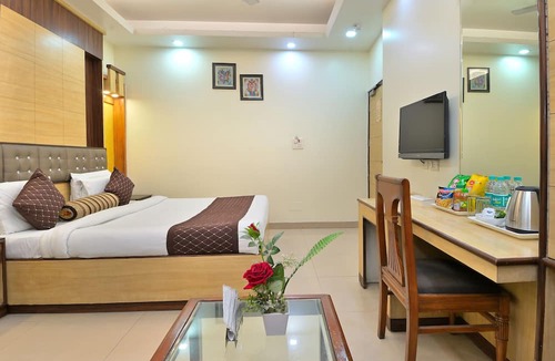 Karol Bagh Hotel | The Aster New delhi