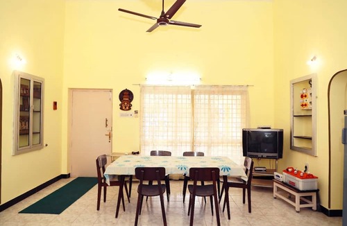 Manjakuttai Villa | Rena Home Stay