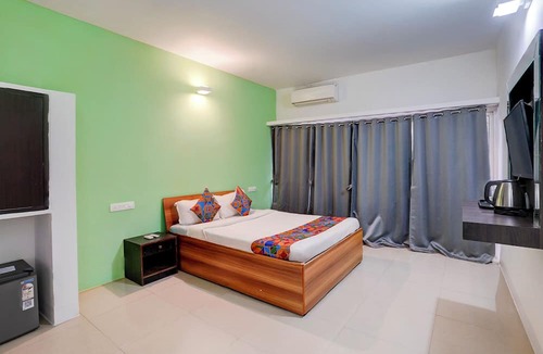 Kothrud Hotel | Oriva Shourya Residency