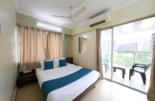 Mundhwa Hotel | Hotel Alt Acco close to Kharadi