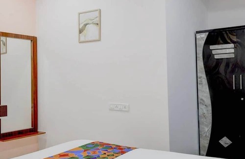 Thousand Lights Hotel | Embassy Gate Residency