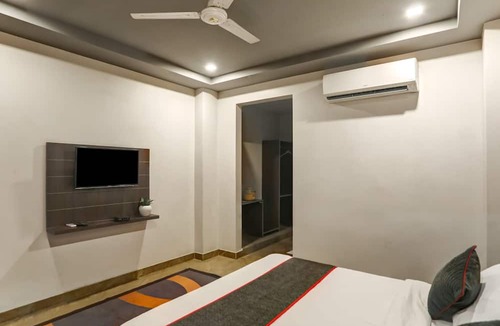 Mayapur House | Deluxe Room Ranipur Mor