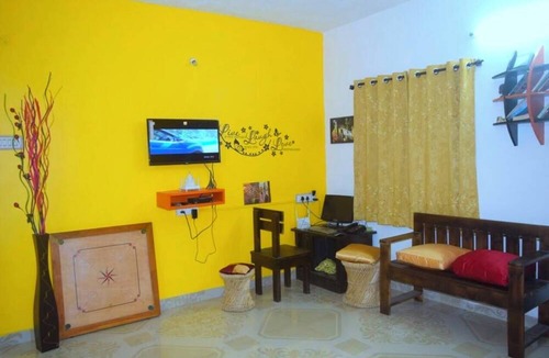 Anna Nagar Hostel | MERITON STAYS - PREMIUM MEN'S PG