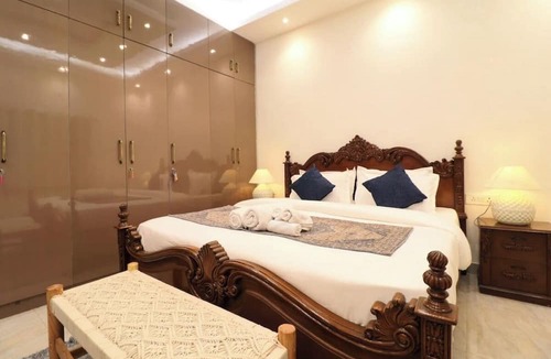 Sainik Farm Hotel | Hotel Casa Blanca 441