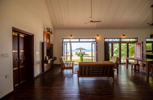 Neeleshwar Hotel | Malabar Ocean Front Resort & Spa