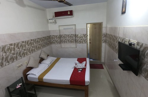 Nanganallur House | Just Guest House