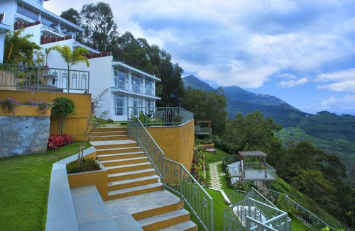 Devikolam Hotel | Fragrant Nature Munnar - A Classified Hotel